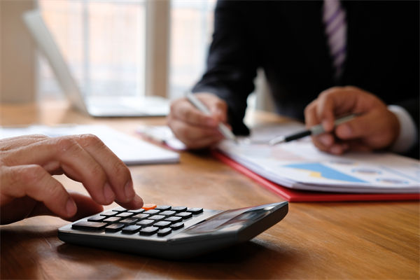 如何科学制定企业年度经营计划以确保目标实现？