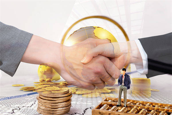 如何有效监控并评估年度经营计划的执行效果与成果？